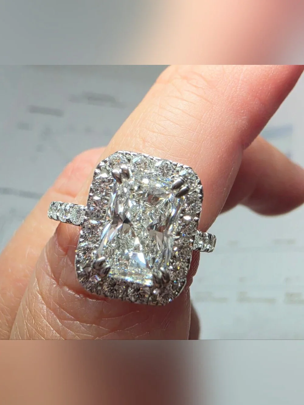 New 3.5ct Outstanding IGI Certified Lab Grown Diamond, 14k White Gold